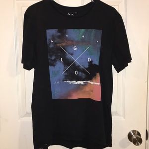 GRAPHIC TEE